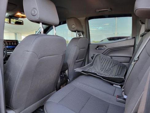 Used 2023 Chevrolet Colorado LT w/ LT Convenience Package II AWD/4WD image 26