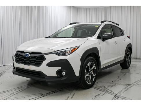 Used 2024 Subaru Crosstrek 2.0i Premium AWD/4WD image 4