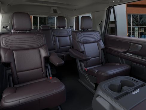 New 2026 Ford Expedition Platinum w/ Platinum Ultimate Package image 11