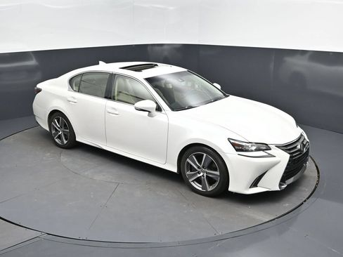 Used 2017 Lexus GS 350 w/ Preferred Accessory Package RWD image 36