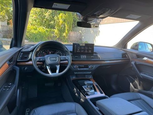 Certified 2023 Audi Q5 2.0T Premium w/ Convenience Package image 17