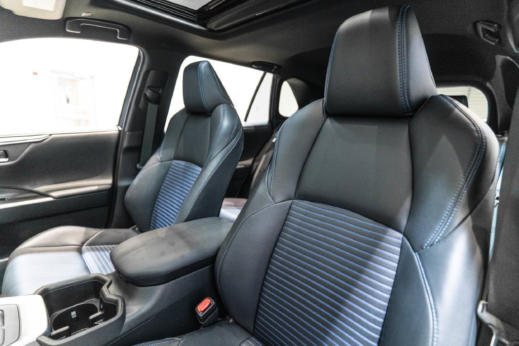 Certified 2025 Toyota RAV4 XSE AWD/4WD image 6