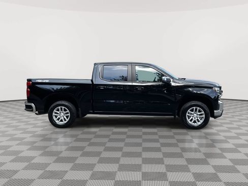 Used 2022 Chevrolet Silverado 1500 LT AWD/4WD image 7