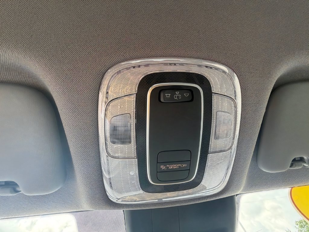 Used 2025 Hyundai Elantra Sport FWD image 23