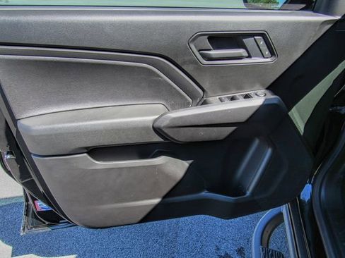 New 2025 Chevrolet Colorado Trail Boss w/ Midnight Edition image 14