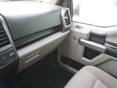 Used 2018 Ford F150 XLT w/ Equipment Group 302A Luxury image 17