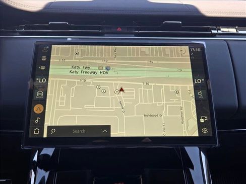 New 2026 Land Rover Range Rover Sport Dynamic SE AWD/4WD image 13