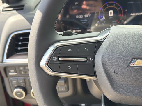 New 2026 Chevrolet Suburban Premier image 20