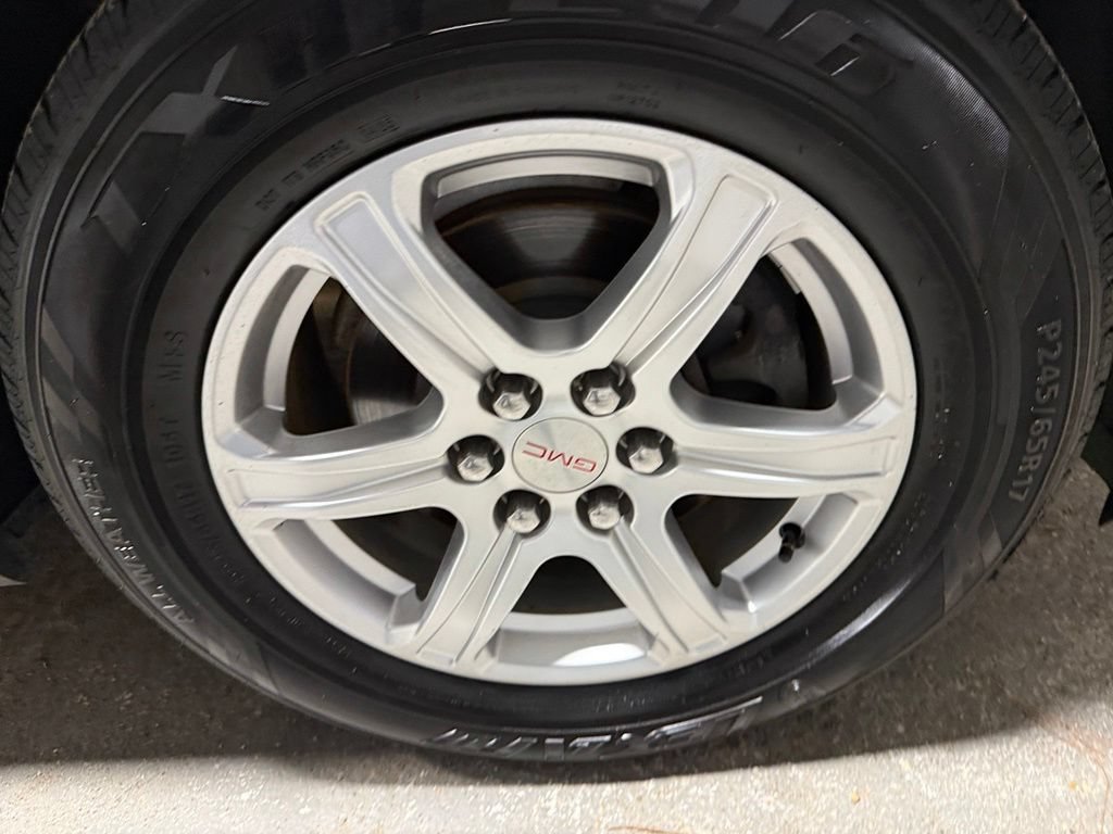 Used 2019 GMC Acadia SLE FWD image 43