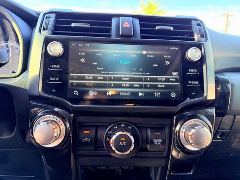 Used 2019 Toyota 4Runner TRD Off-Road Premium AWD/4WD image 13