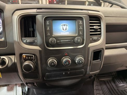 Used 2015 RAM 1500 Express w/ Black Ram 1500 Express Group image 18