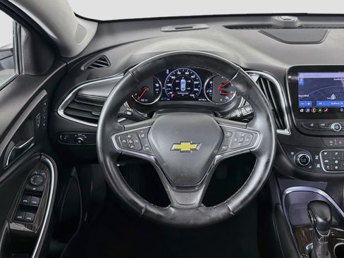 Used 2024 Chevrolet Malibu LT FWD image 17