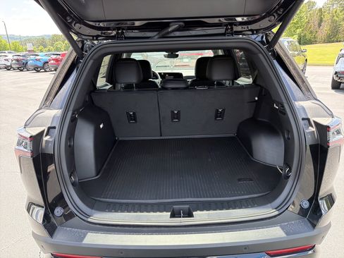 New 2026 Chevrolet Equinox RS w/ Safety and Technology Package AWD/4WD image 18