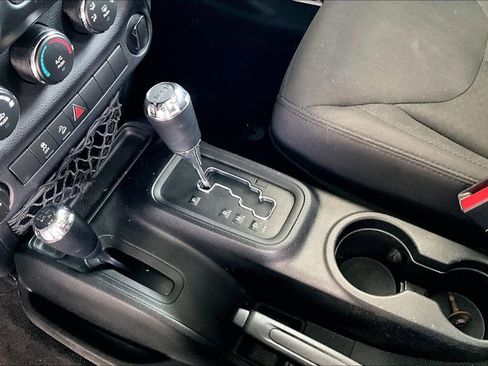 Used 2017 Jeep Wrangler Unlimited Sport w/ Connectivity Group image 16