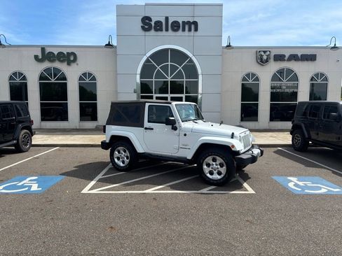 Used 2013 Jeep Wrangler Sahara w/ Connectivity Group AWD/4WD image 1