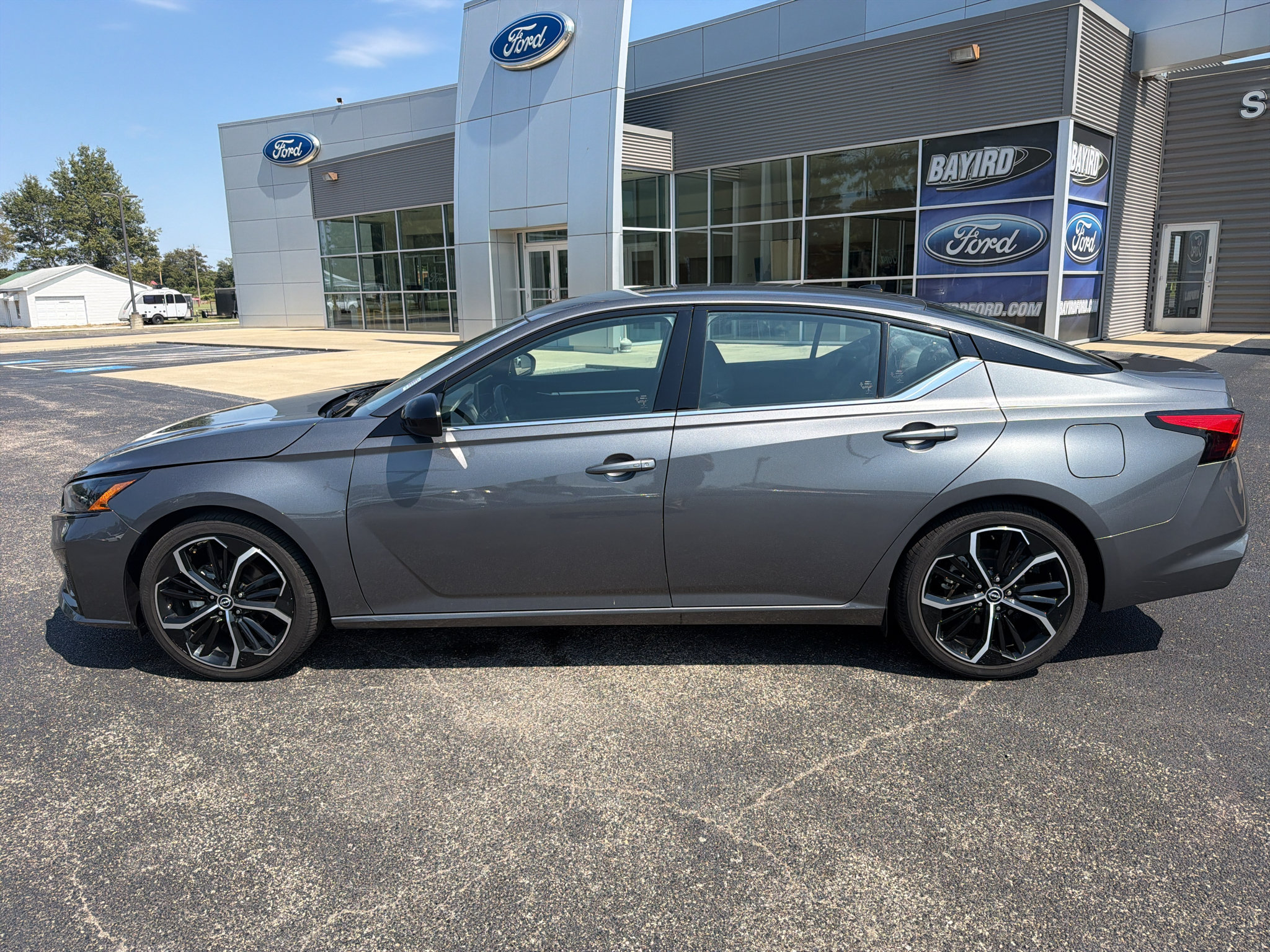 Used 2026 Nissan Altima 2.5 SR FWD image 17