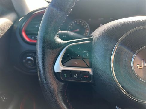 Used 2020 Jeep Renegade Trailhawk w/ Cold Weather Group image 13