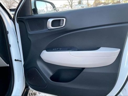 New 2026 Hyundai Venue SEL image 28