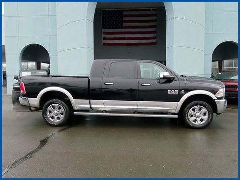 Used 2014 RAM 2500 Laramie w/ Cold Weather Group image 1