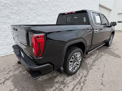 Used 2025 GMC Sierra 1500 Denali Ultimate AWD/4WD image 7