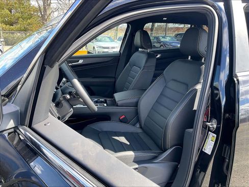 New 2026 Volkswagen Atlas Cross Sport SEL image 11