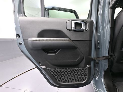 Used 2024 Jeep Wrangler Unlimited Sahara AWD/4WD image 36