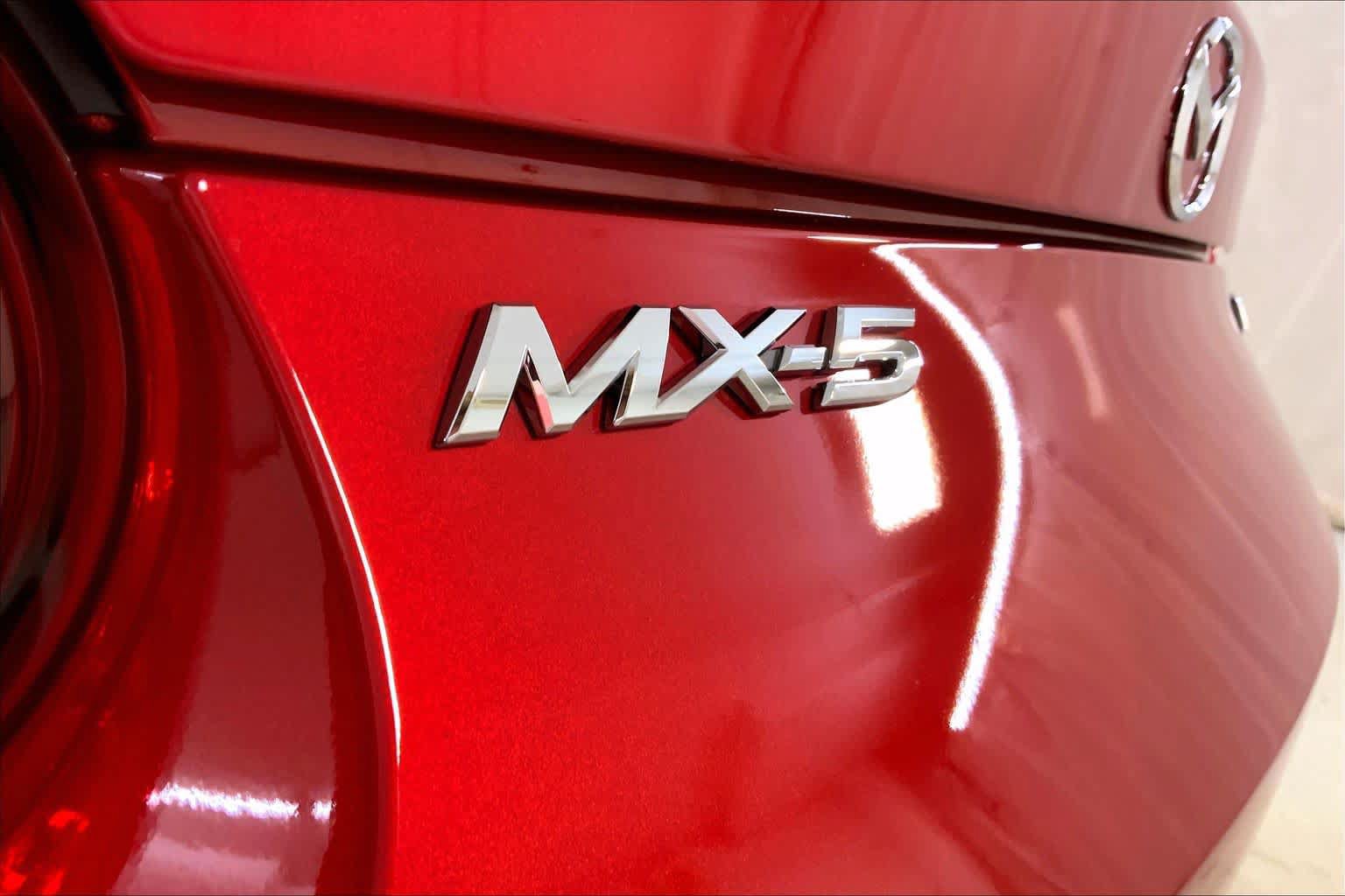 Used 2016 MAZDA MX-5 Miata Grand Touring RWD image 29