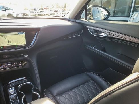 Used 2023 Buick Envision Avenir AWD/4WD image 26