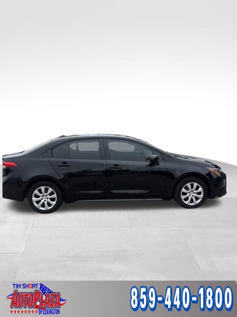 Used 2026 Toyota Corolla LE FWD image 7