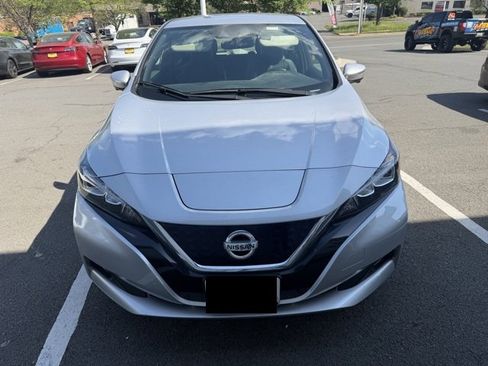 Used 2018 Nissan Leaf SL w/ SL Technology Package image 5