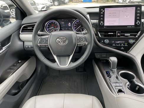 Used 2024 Toyota Camry XLE FWD image 10