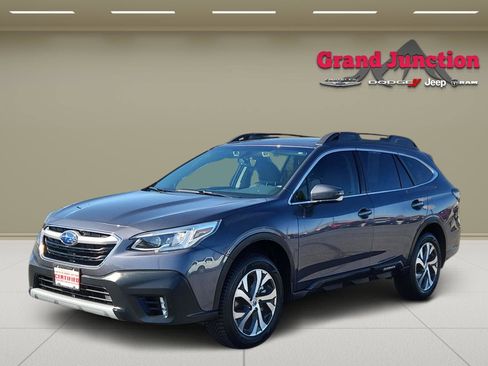 Used 2022 Subaru Outback Limited AWD/4WD image 3