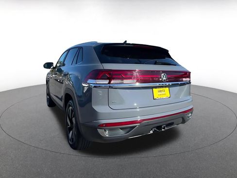 Used 2026 Volkswagen Atlas Cross Sport SE FWD image 9