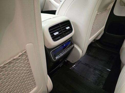 Used 2022 Mercedes-Benz GLE 450 4MATIC image 37