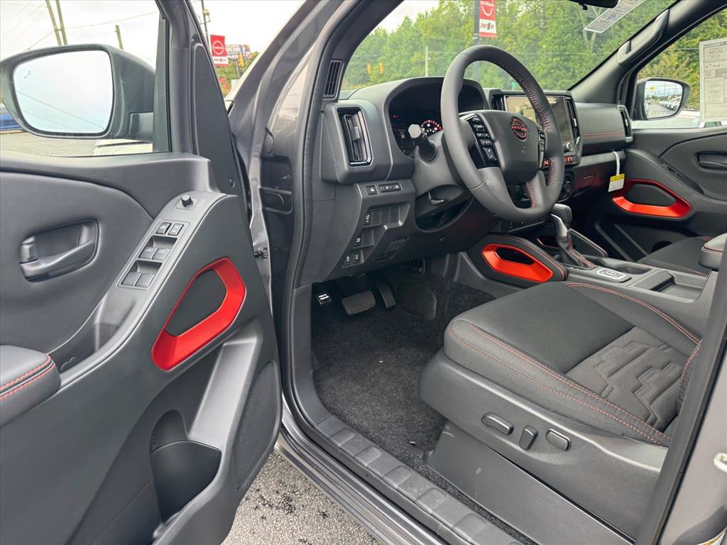 New 2026 Nissan Frontier PRO-4X w/ Tow Package AWD/4WD image 13
