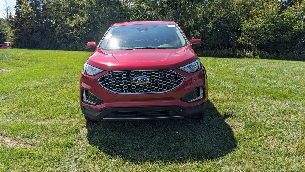 Certified 2024 Ford Edge SEL w/ Convenience Package AWD/4WD image 8