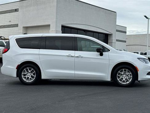 New 2026 Chrysler Voyager LX FWD image 2