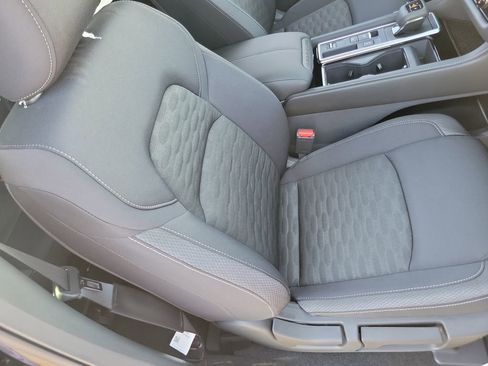 New 2025 Nissan Pathfinder SL image 12