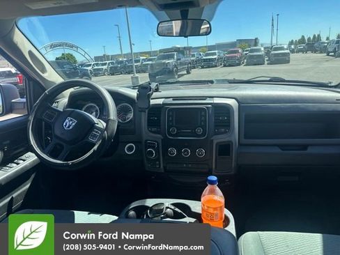 Used 2018 RAM 1500 Express w/ Express Value Package AWD/4WD image 9