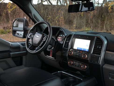 Used 2021 Ford F250 XLT w/ XLT Premium Package image 55