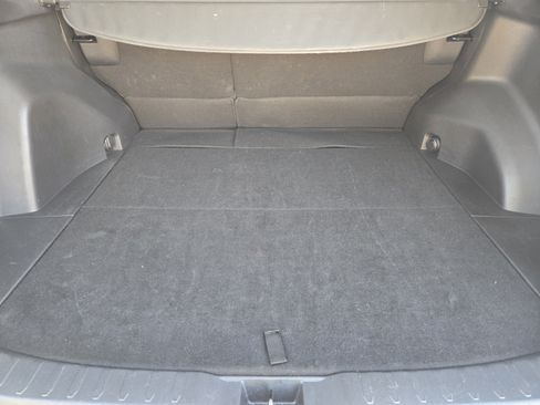 Used 2025 Toyota RAV4 XLE AWD/4WD image 28