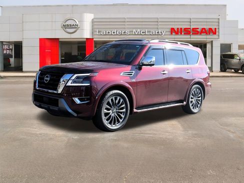 Used 2021 Nissan Armada Platinum w/ Captain's Chairs Package image 7
