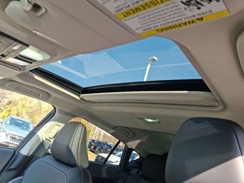 Certified 2025 Subaru Crosstrek 2.5i Limited image 14