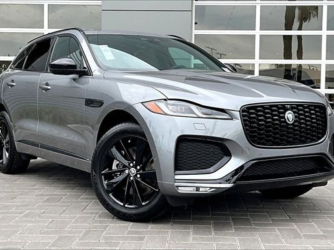 New 2026 Jaguar F-PACE R-Dynamic S image 2