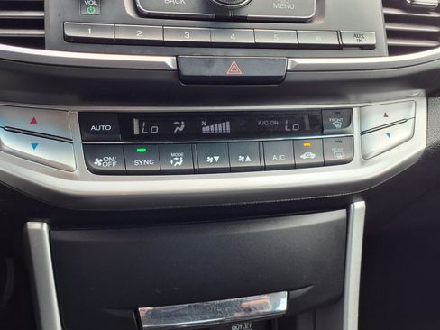 Used 2014 Honda Accord Sport image 8