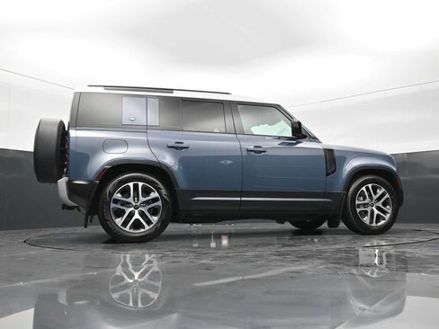 Used 2022 Land Rover Defender 110 SE AWD/4WD image 43