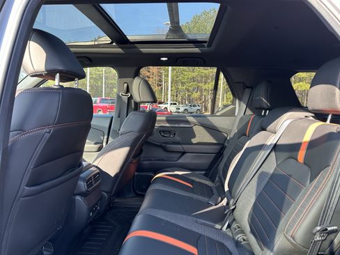 Used 2026 Honda Passport TrailSport image 9