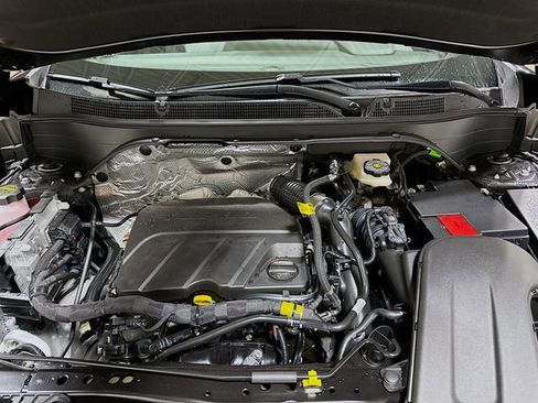 New 2026 Chevrolet Trax RS FWD image 31