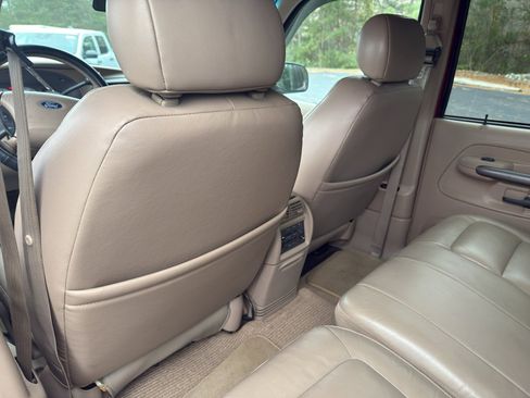 Used 2001 Ford Explorer Sport Trac 4x4 image 17