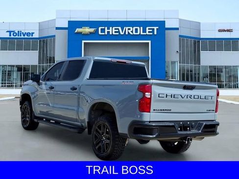 Used 2025 Chevrolet Silverado 1500 Custom Trail Boss w/ LPO, Dark Essentials Package AWD/4WD image 3